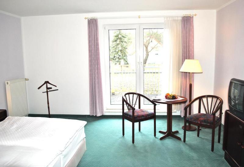 Heidehotel Lubast מראה חיצוני תמונה
